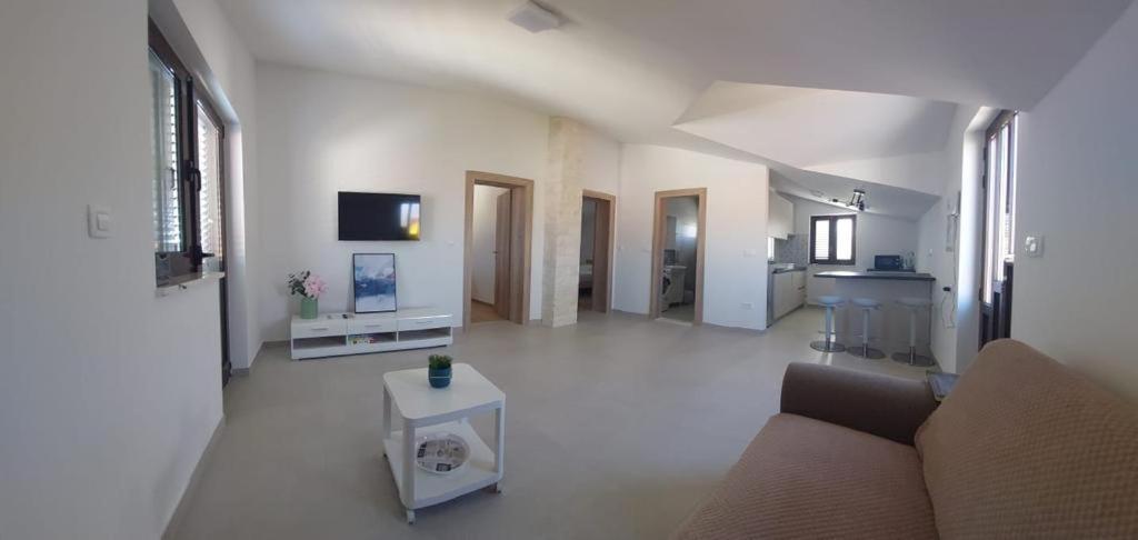 Apartments Boljat Трогир Экстерьер фото